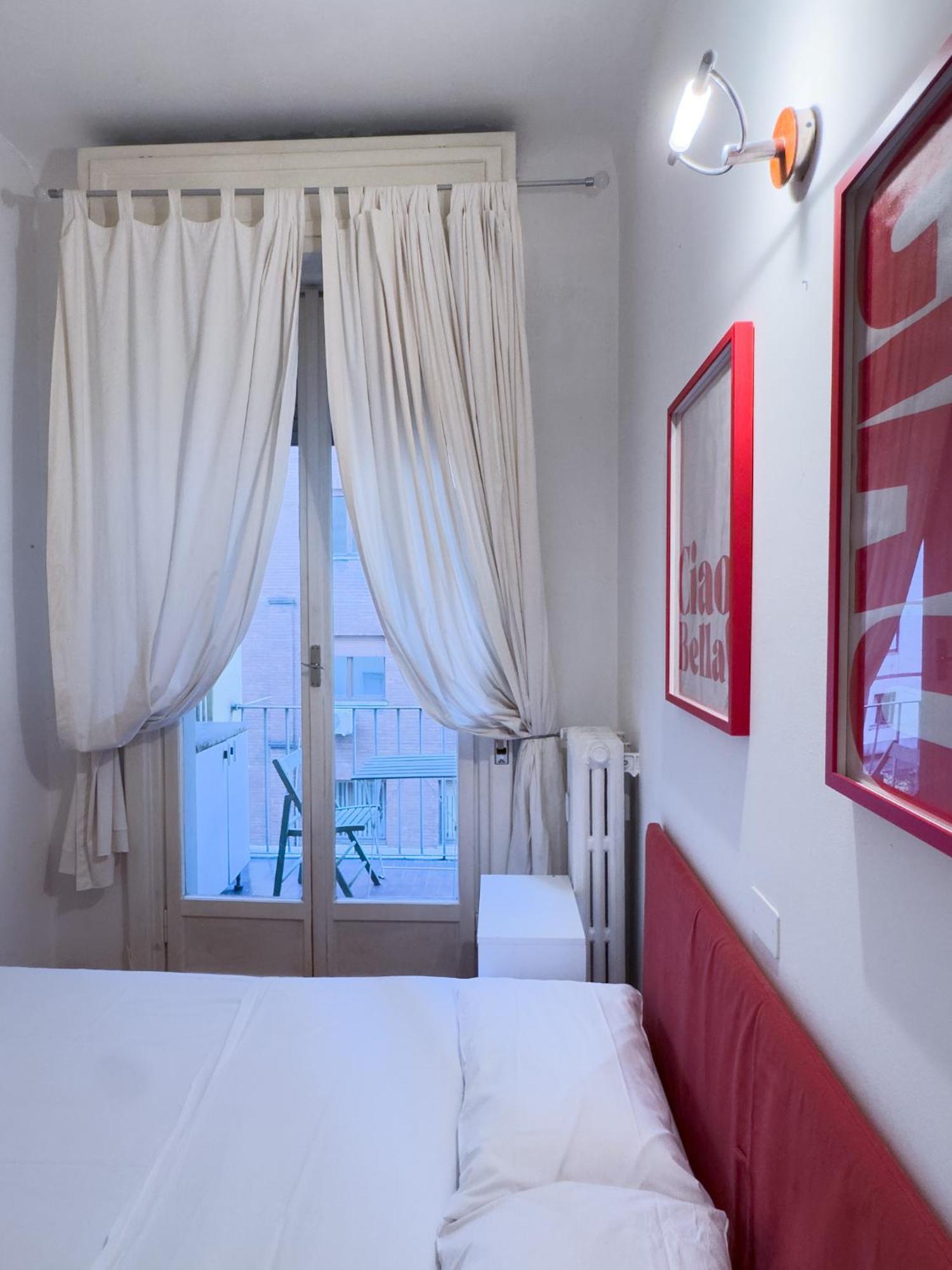 The Boutique - Repubblica - Station Milaan