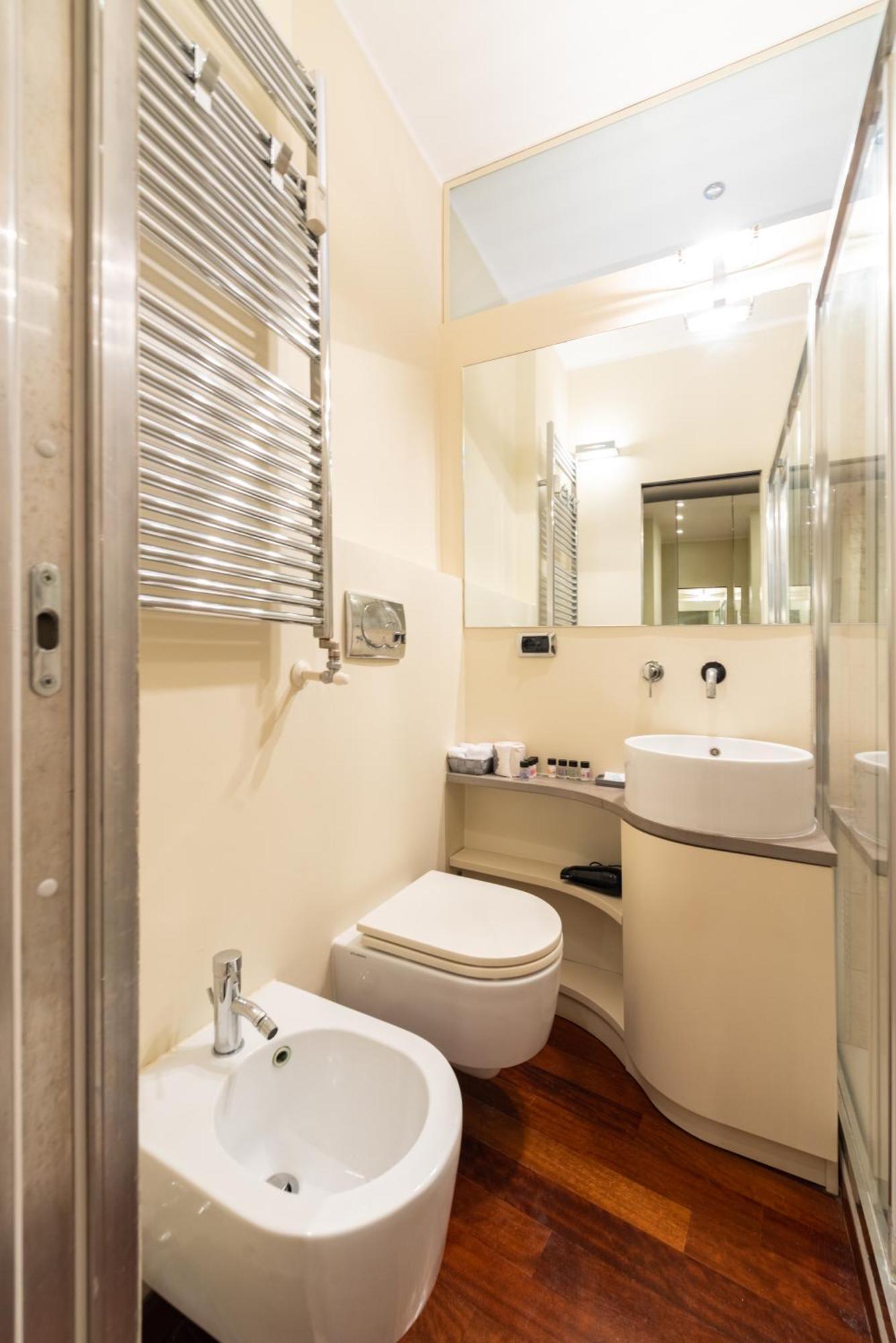 130 Sqm - Lima M1 - Elegant And Luxury Design Flat Appartamento Milano
