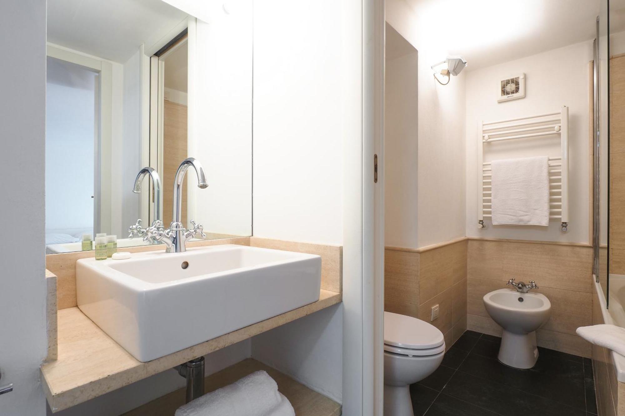 Lejlighed Enchanting Loft Between History And Tranquility Milano