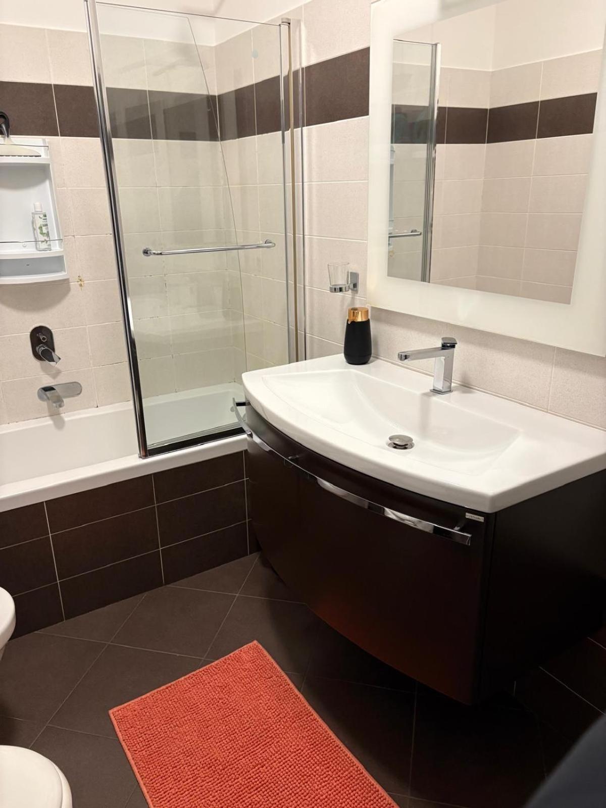 Appartement Lillaholidays - Tertulliano 8 *