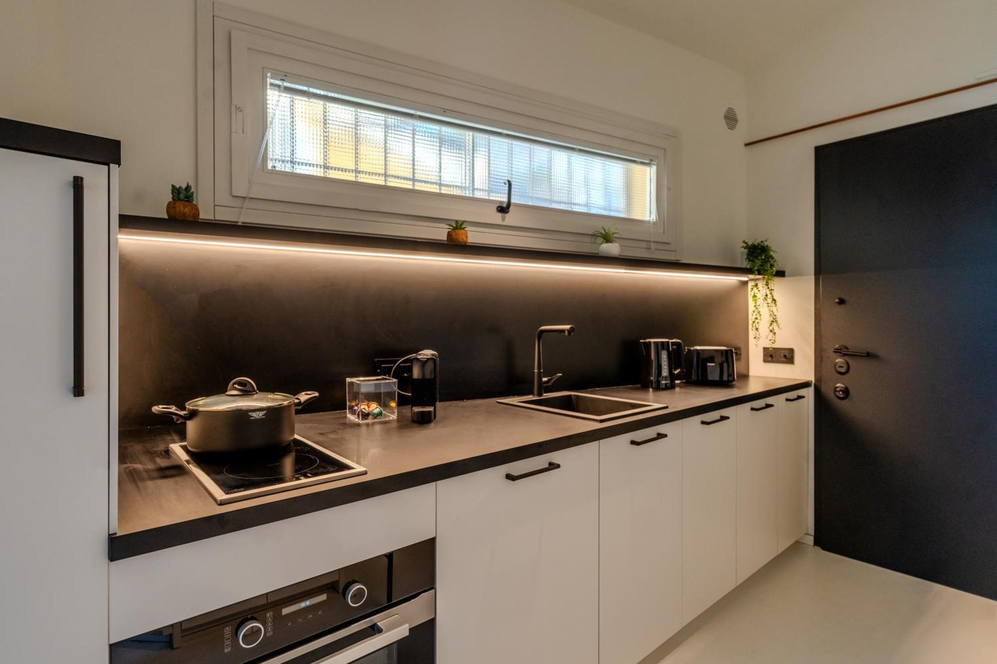Navigli - Design With Private Terrace Appartamento *
