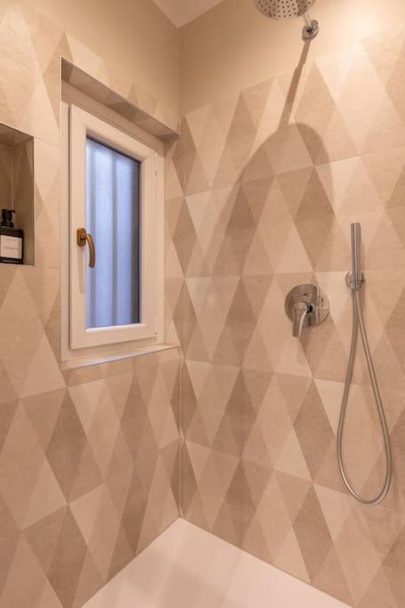 Wonderful 2 Bedrooms Fiera Area - Mirable Pm Appartamento