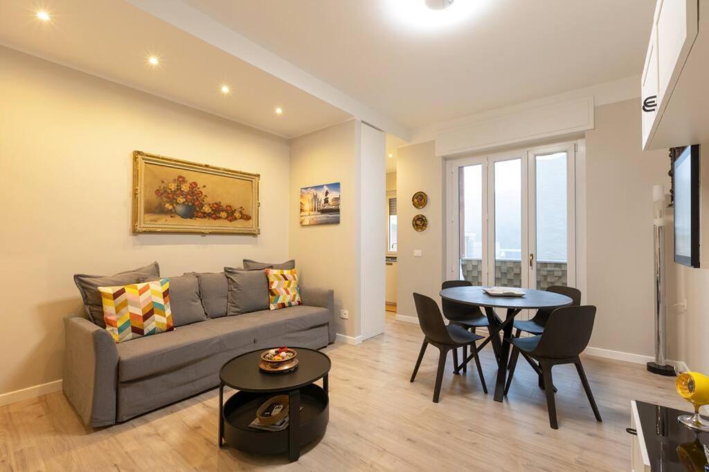 Wonderful 2 Bedrooms Fiera Area - Mirable Pm Milaan