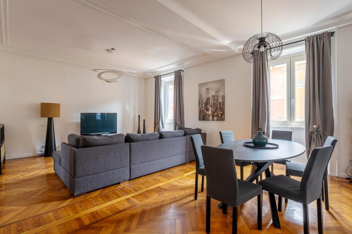Exclusive 3 Bedrooms In Brera Appartamento