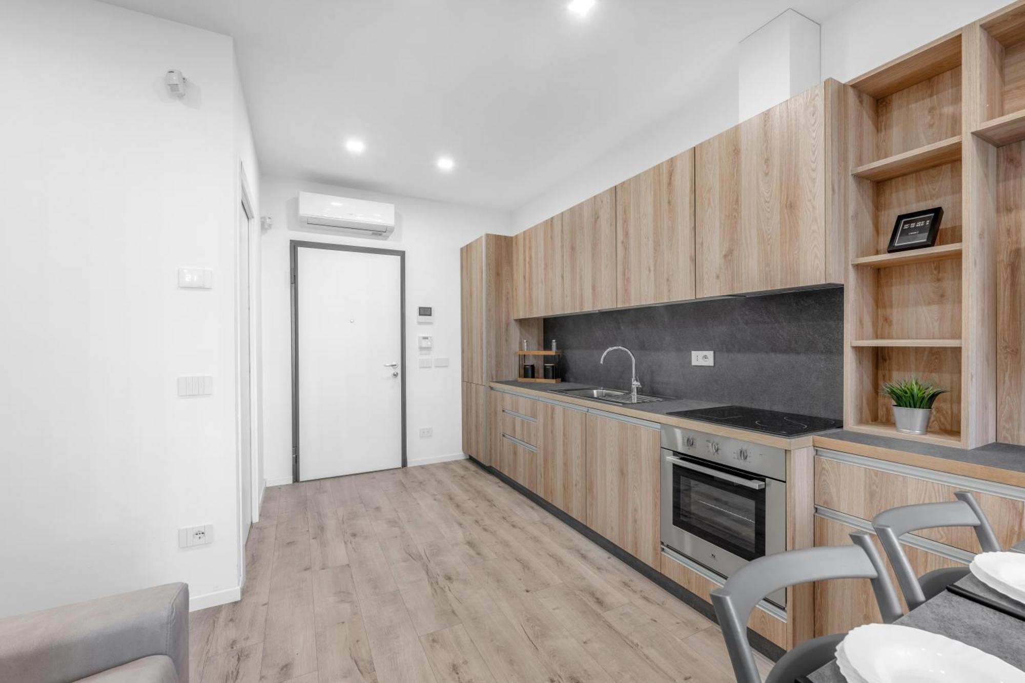Ce155 - San Siro - Luxury