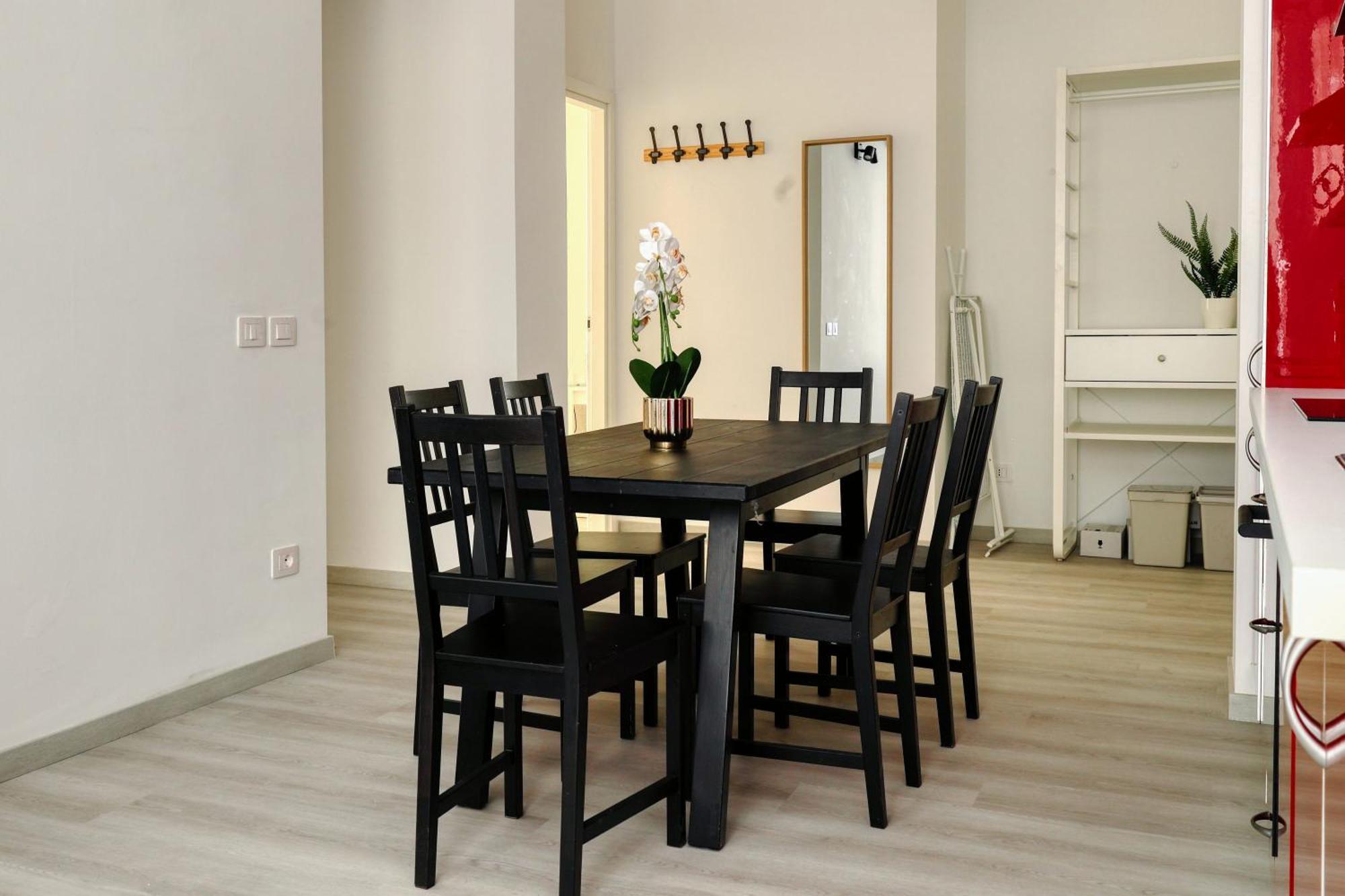 Appartamento Joivy Charming 2br Flat Near Citylife *