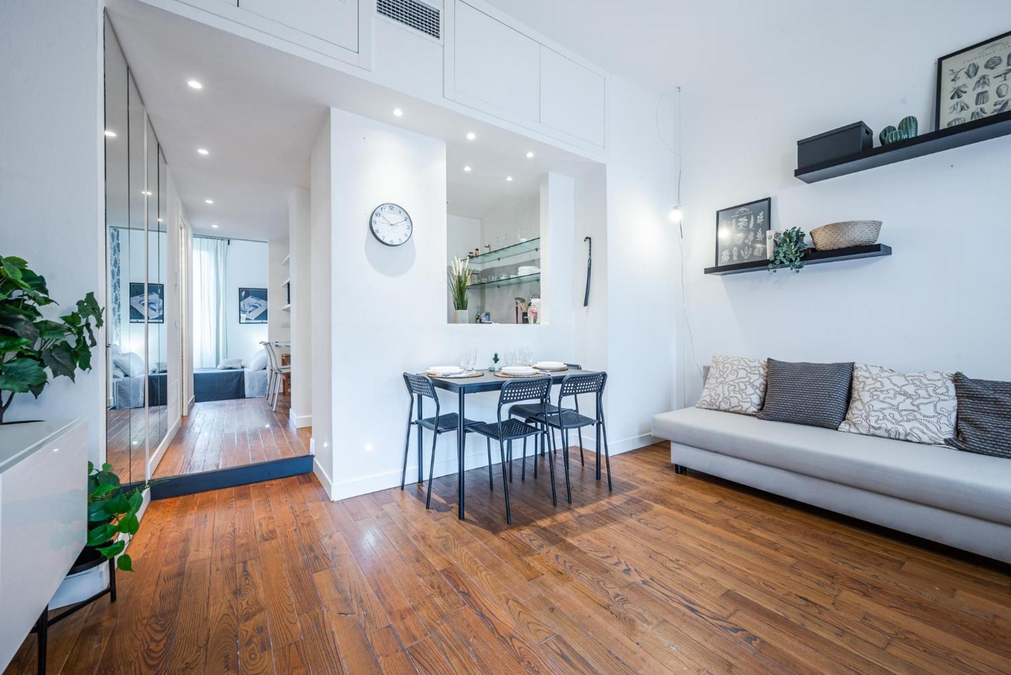 Navigli 10 Min - Modern Design