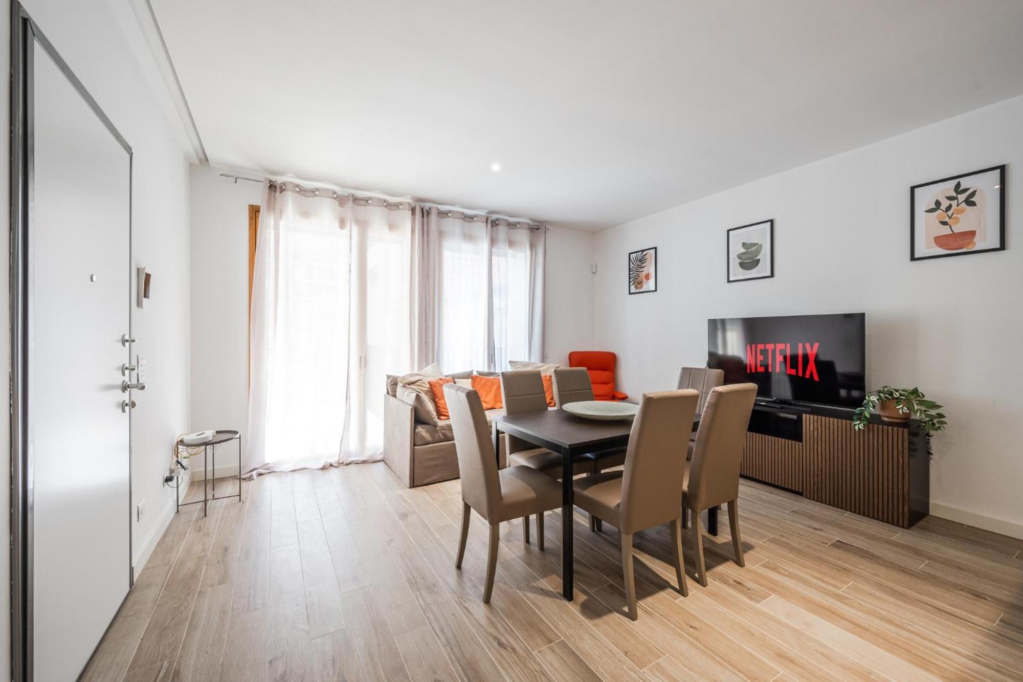 Moderno Con Terrazza & Palestra Appartamento *