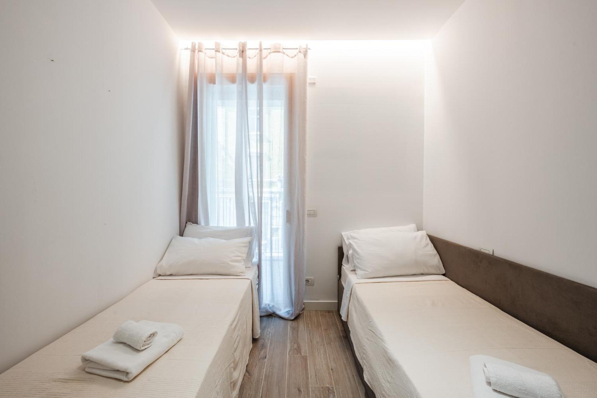Appartamento Moderno Con Terrazza & Palestra
