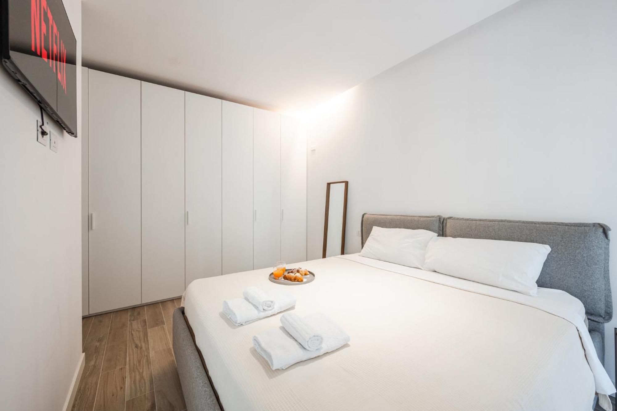Appartamento Moderno Con Terrazza & Palestra *
