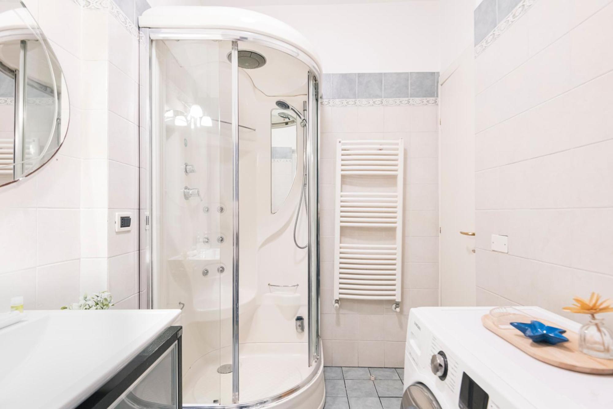 Easylife - Pearl With Balcony On Ticinese District Apartment *