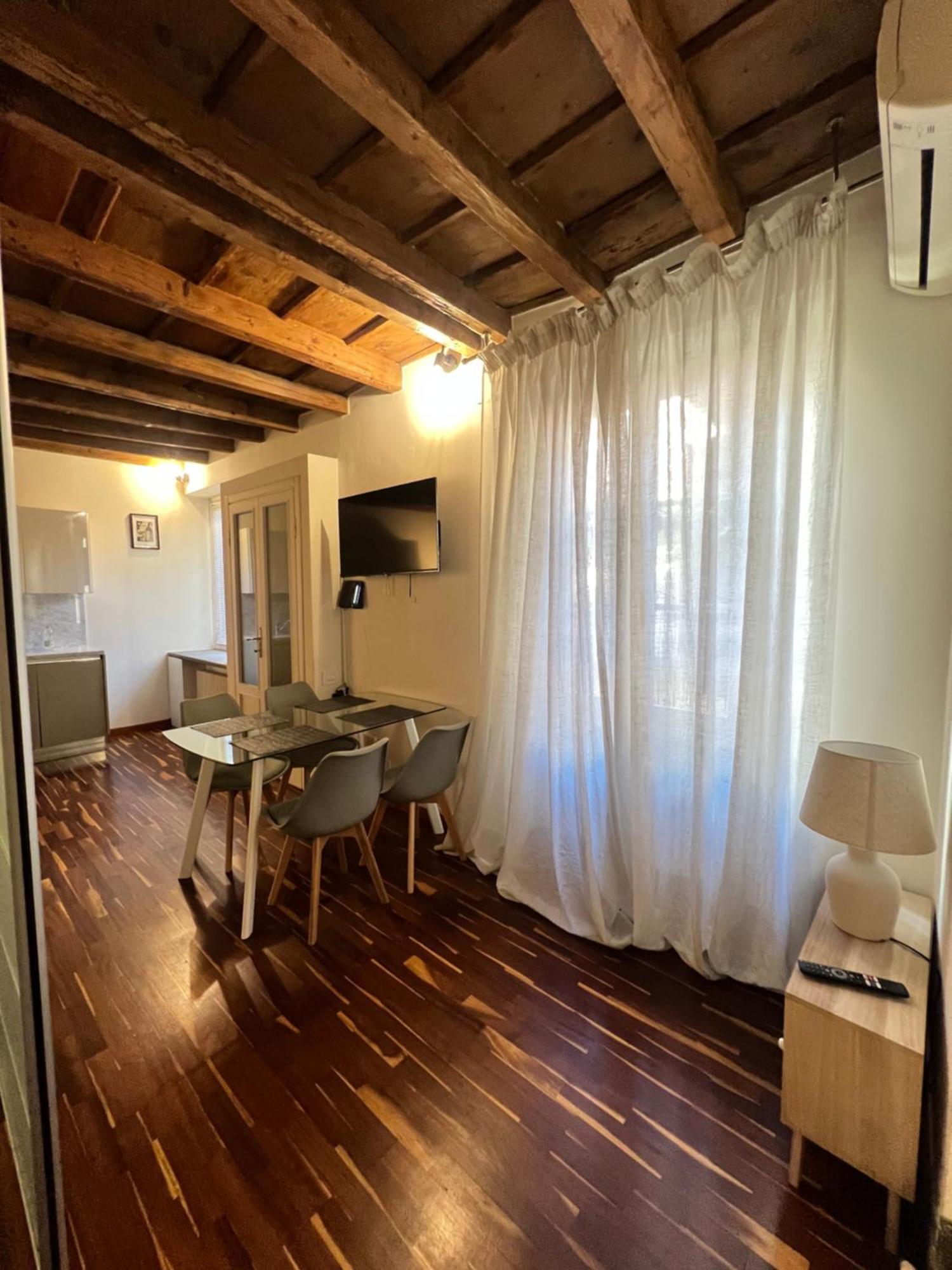Apartment Antica Corte Navigli-darsena *