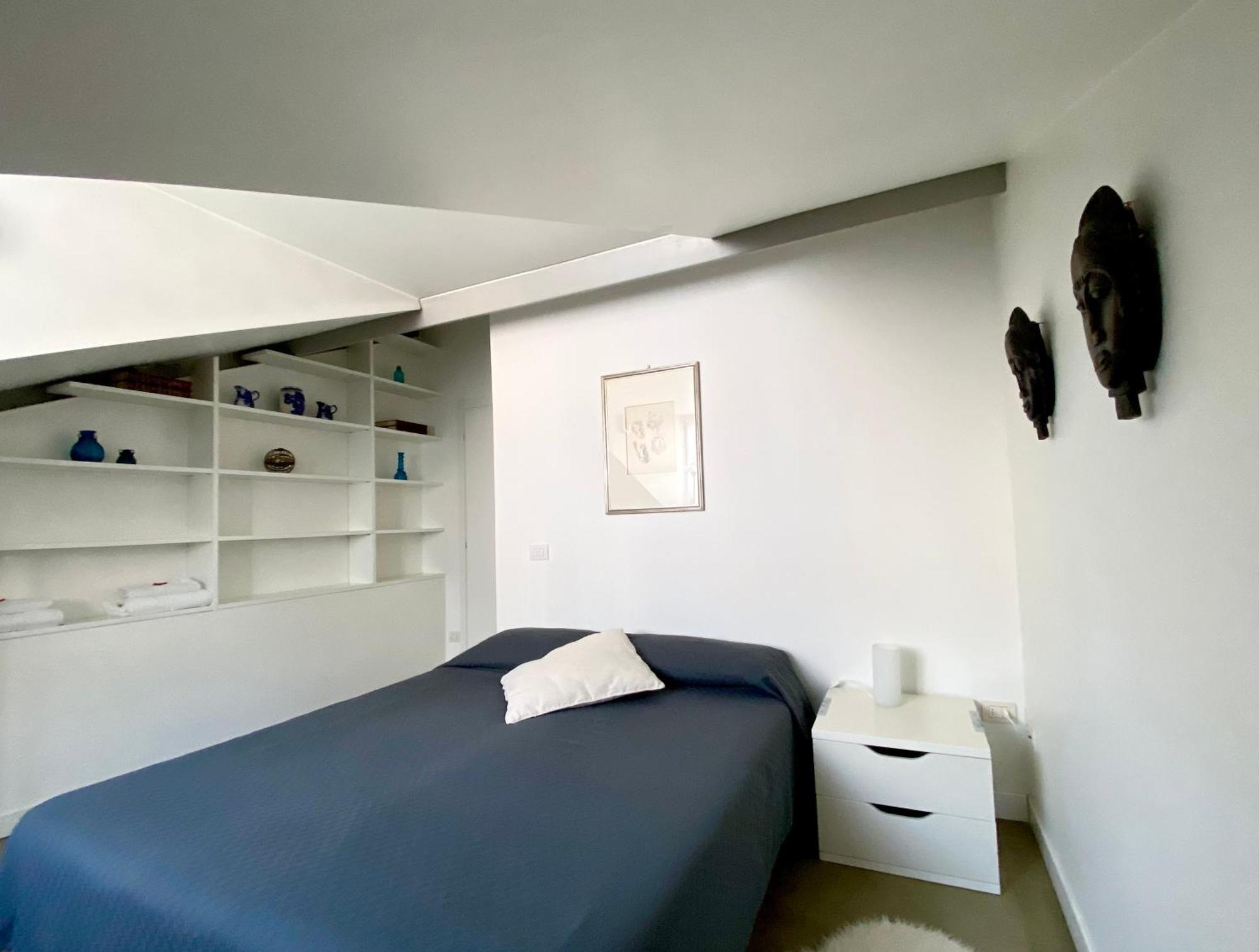 Sant Ambrogio Courtyard In Shared Flat * Mailand
