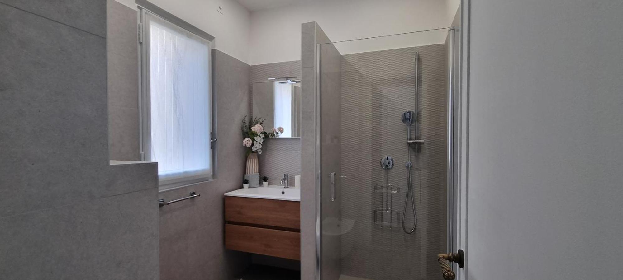Joivy Contemporary 1-bed Near Duomo Di Apartment *