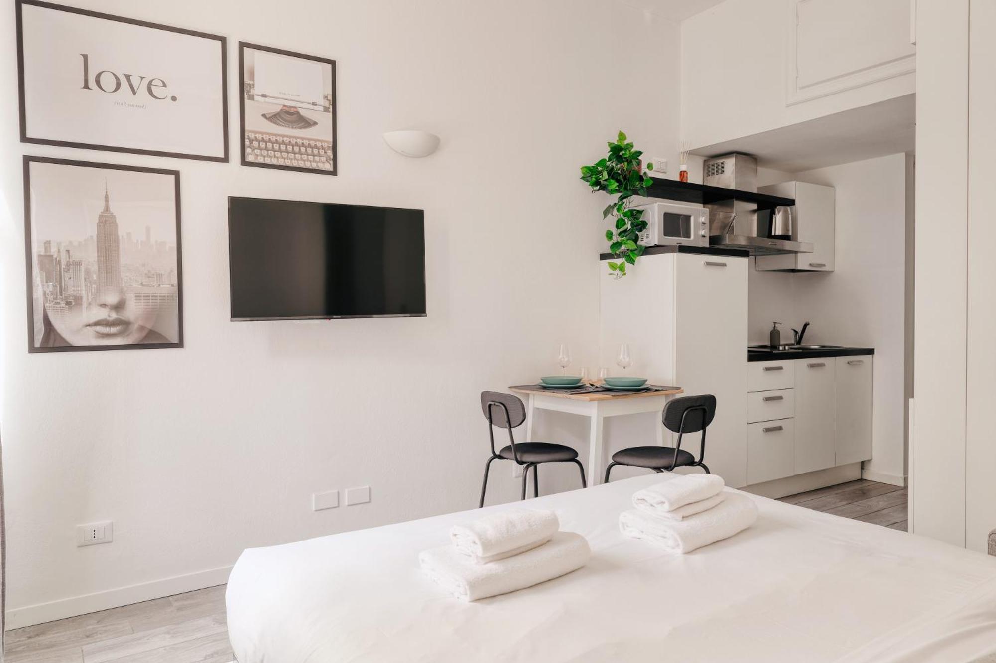 Just Urban - Quiet And Comfortable - Corso Vercelli * Milan