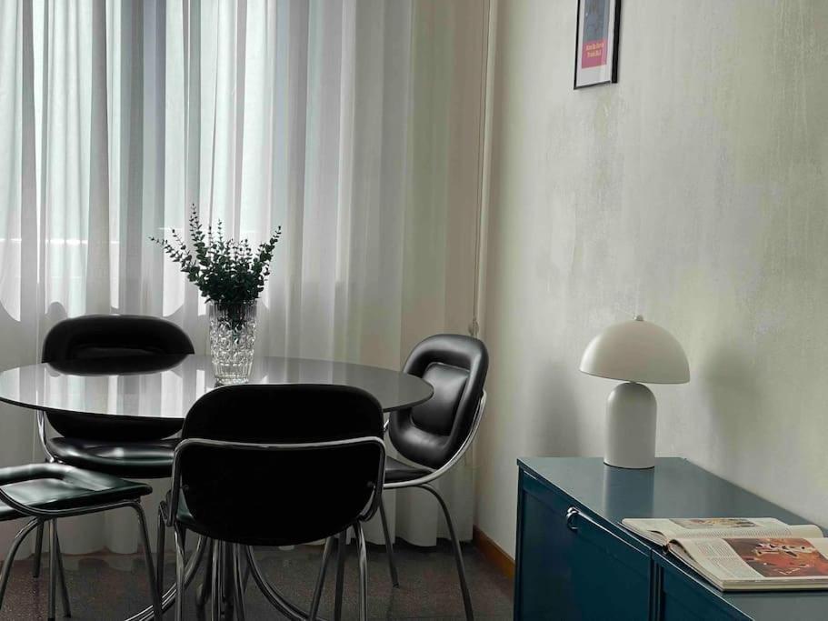 Artsy Flat With Shared Pool Lejlighed