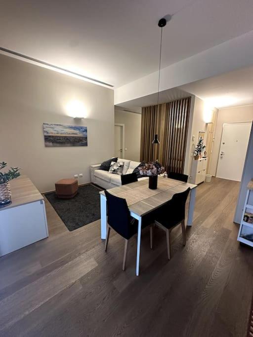 Appartamento Open Space - Garden & Jacuzzi - Self Check-in Milano