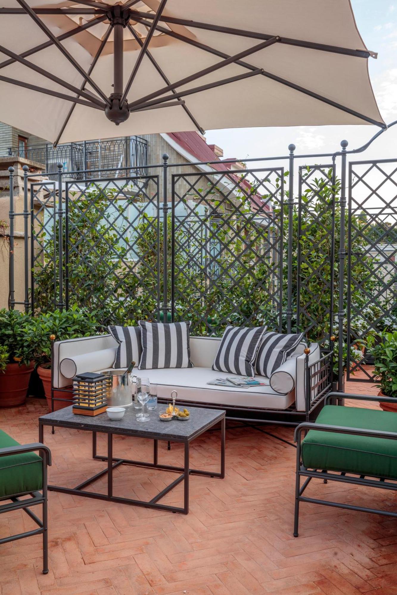 Rocco House Via Manzoni * Milano