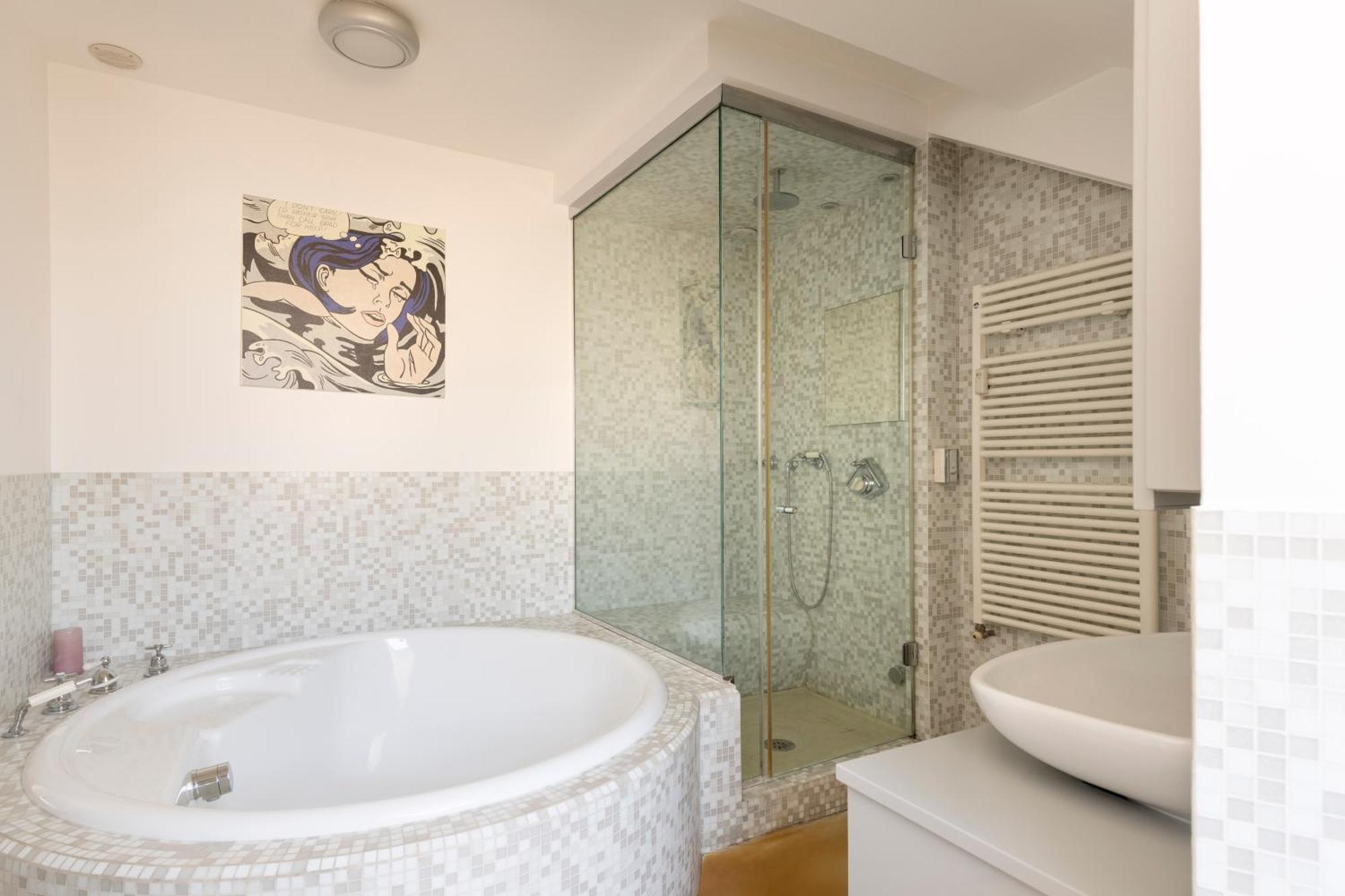 Design Apartment, Modern And Stylish Milano