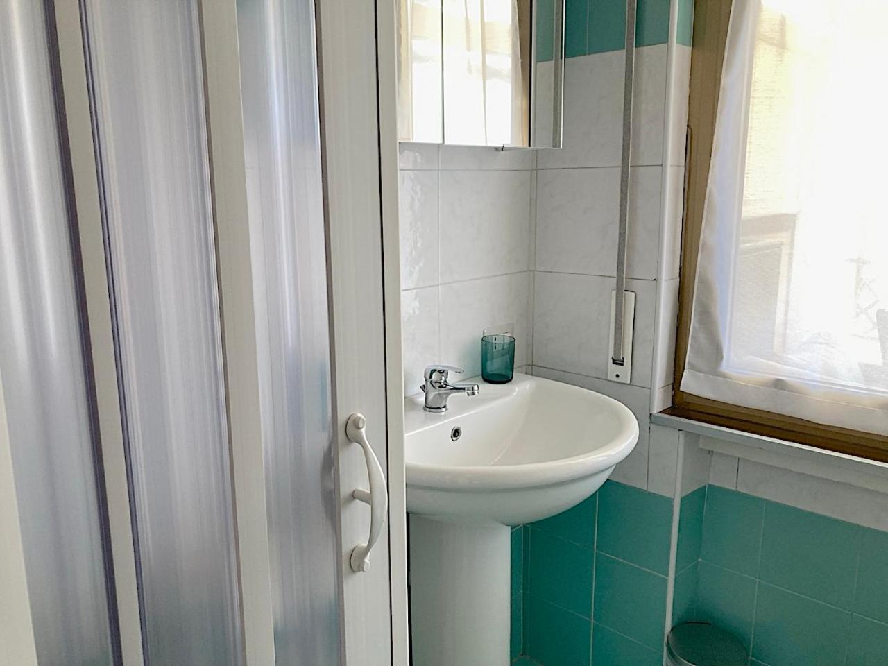 Monolocale Con Ampio Terrazzo
