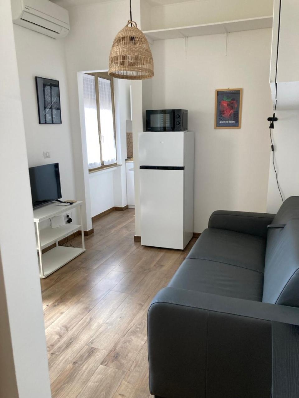 Monolocale Con Ampio Terrazzo Apartment *