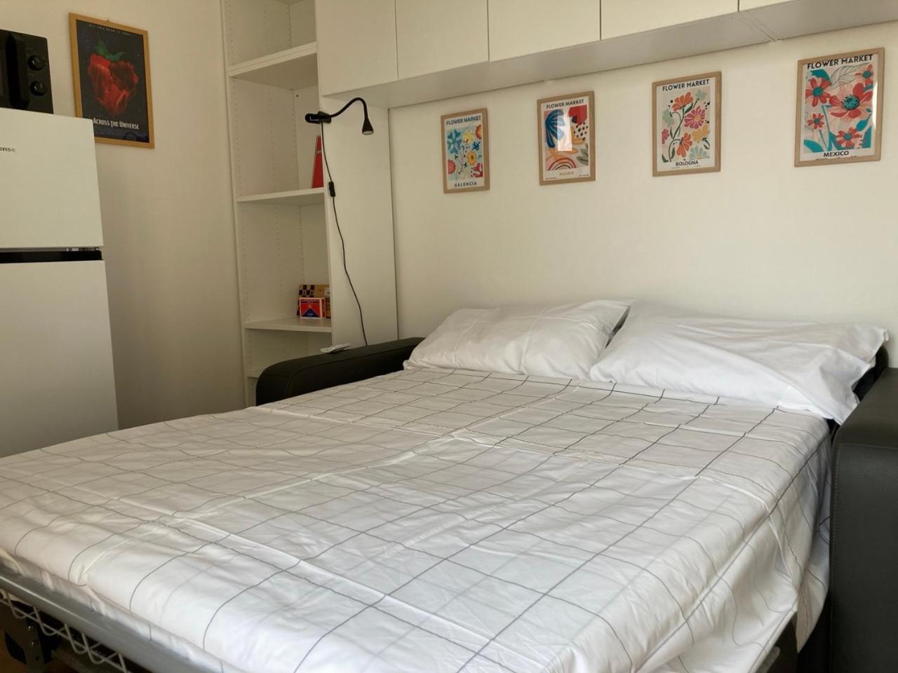 Monolocale Con Ampio Terrazzo Apartment Milan