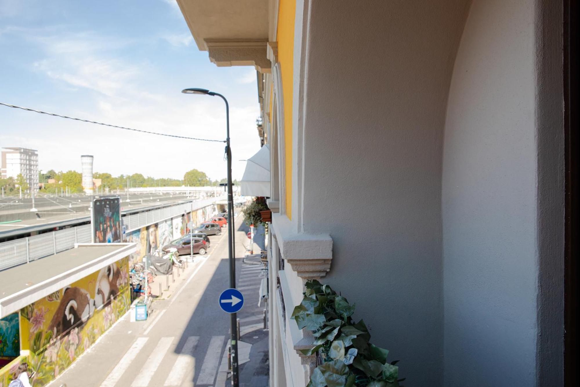 Bright 2-room For Friends And Relatives Appartement Milaan