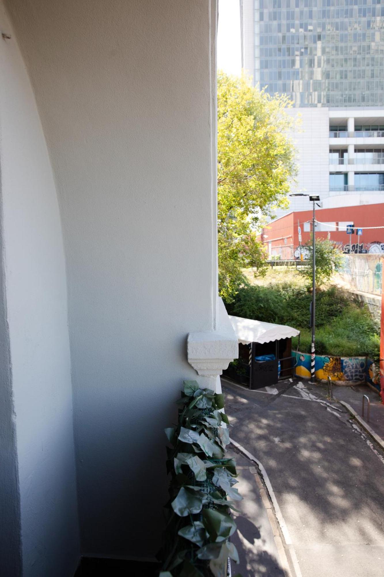 Bright 2-room For Friends And Relatives Appartement *