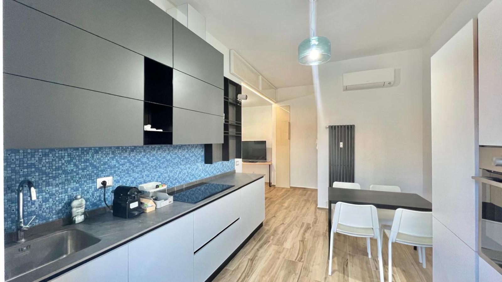 Appartamento Torelli Home, Moderno E Confortevole, Nel Cuore Della Citta Di Milano, Con Balcone Esterno Vista Garibaldi Milano