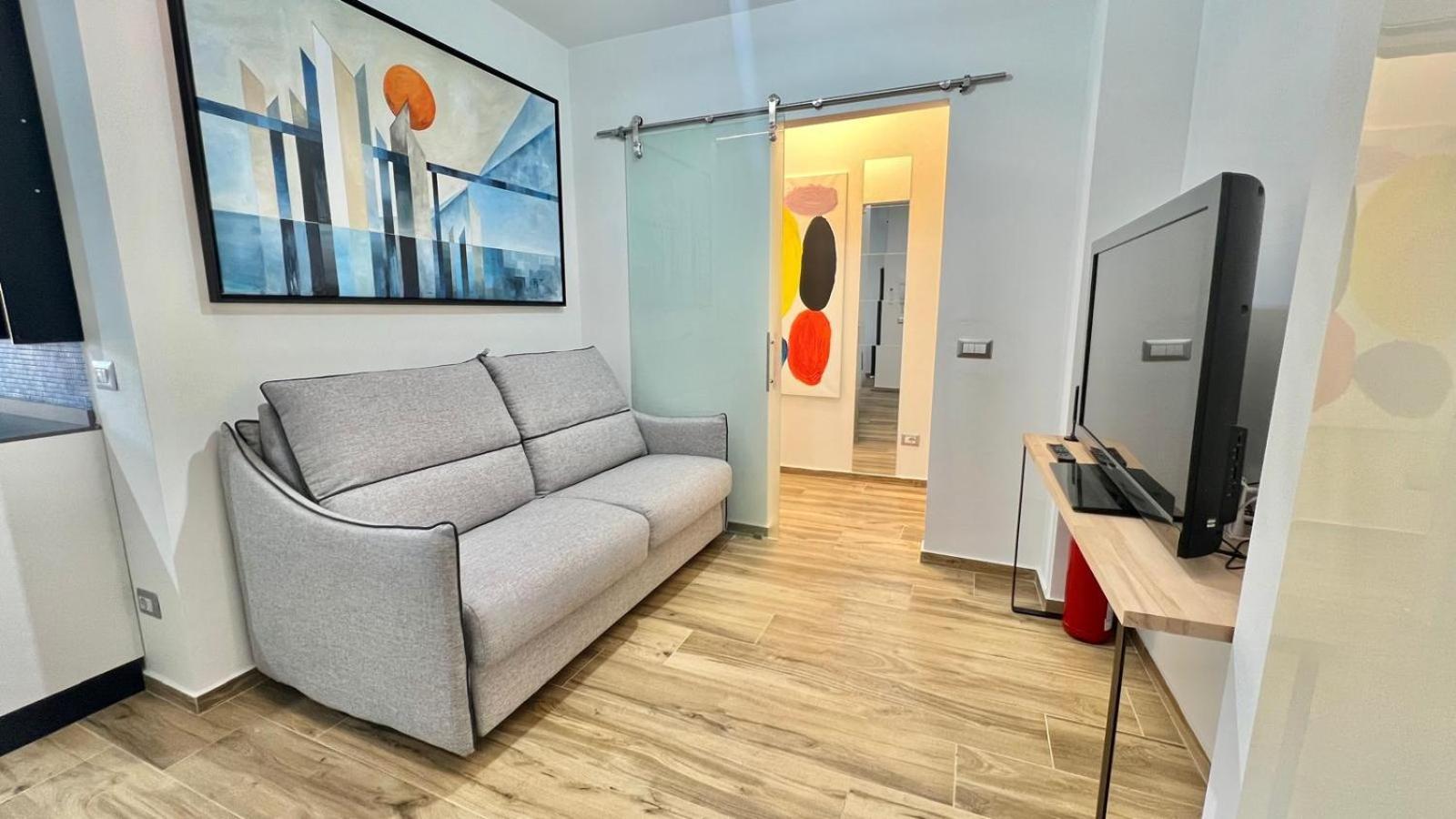 Torelli Home, Moderno E Confortevole, Nel Cuore Della Citta Di Milano, Con Balcone Esterno Vista Garibaldi Appartamento