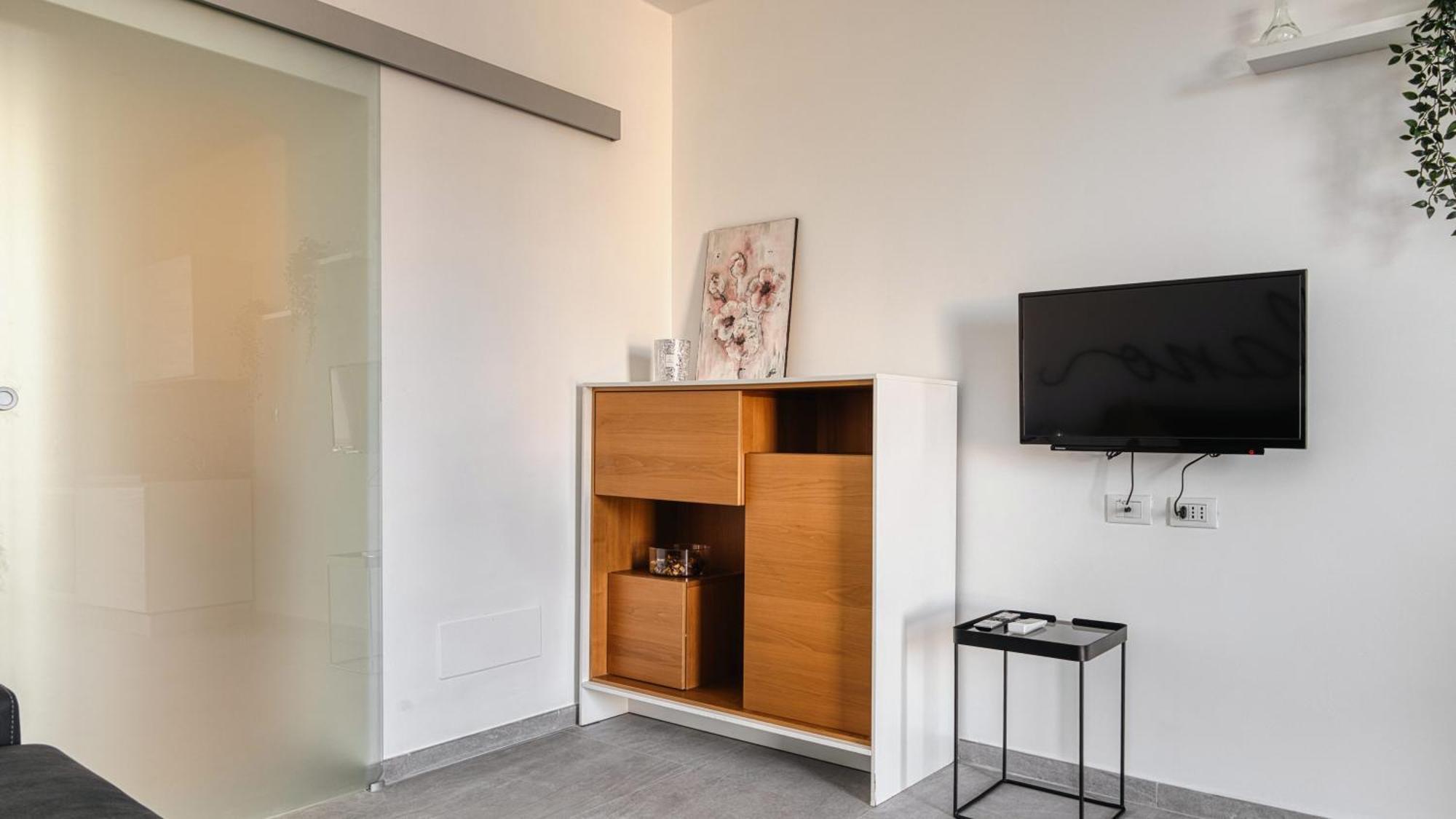 Ideal Rent - Sirtori 10 Milano