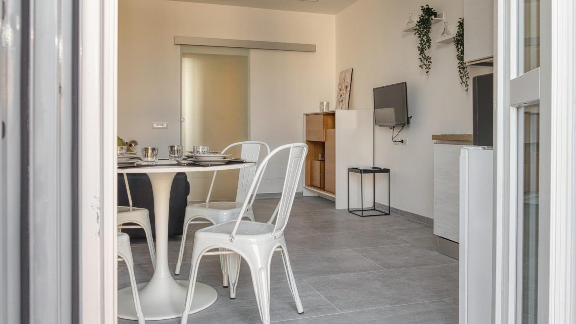 Ideal Rent - Sirtori 10 * Milano