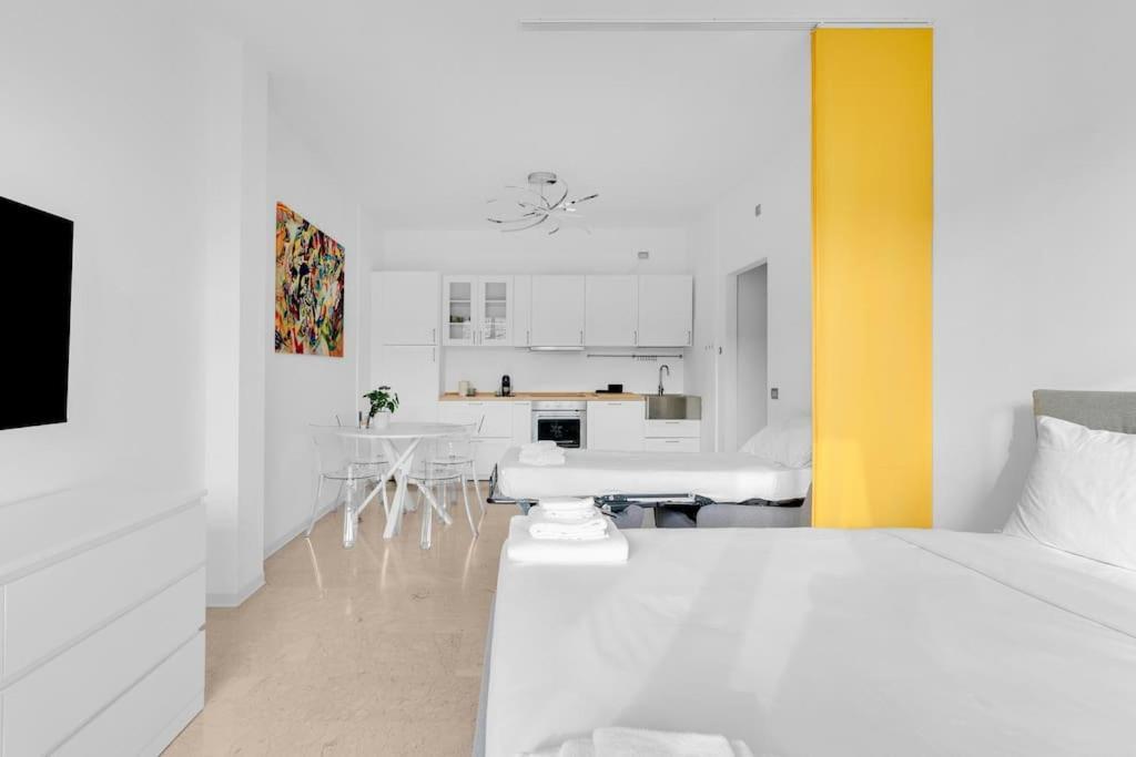 Yellow Flat Apartment