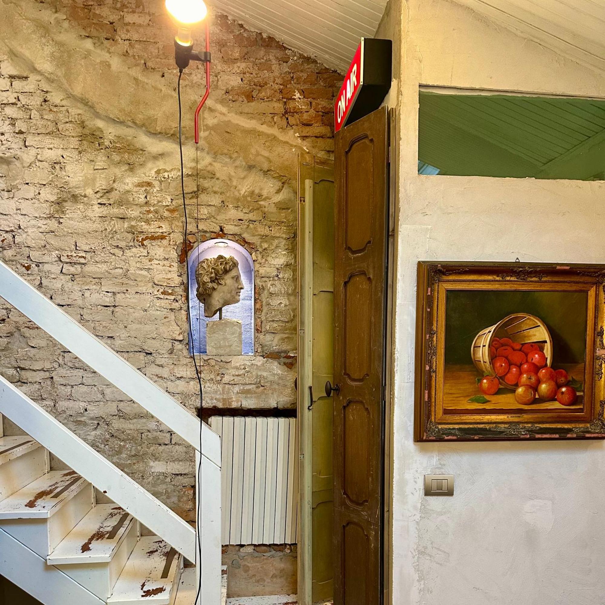 Charming And Design Attic Loft In Coolest Area Navigli Ticinese Mailand