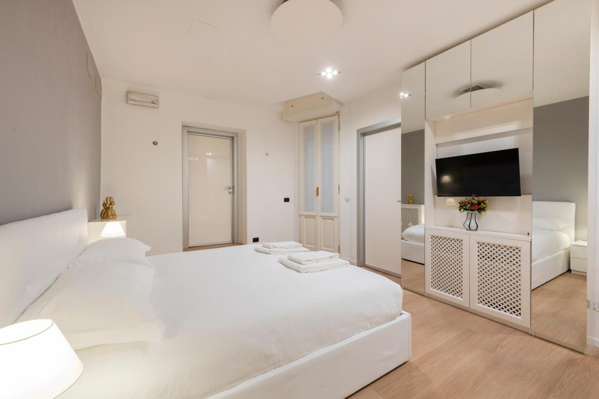 Apartment Royal Duomo Milan