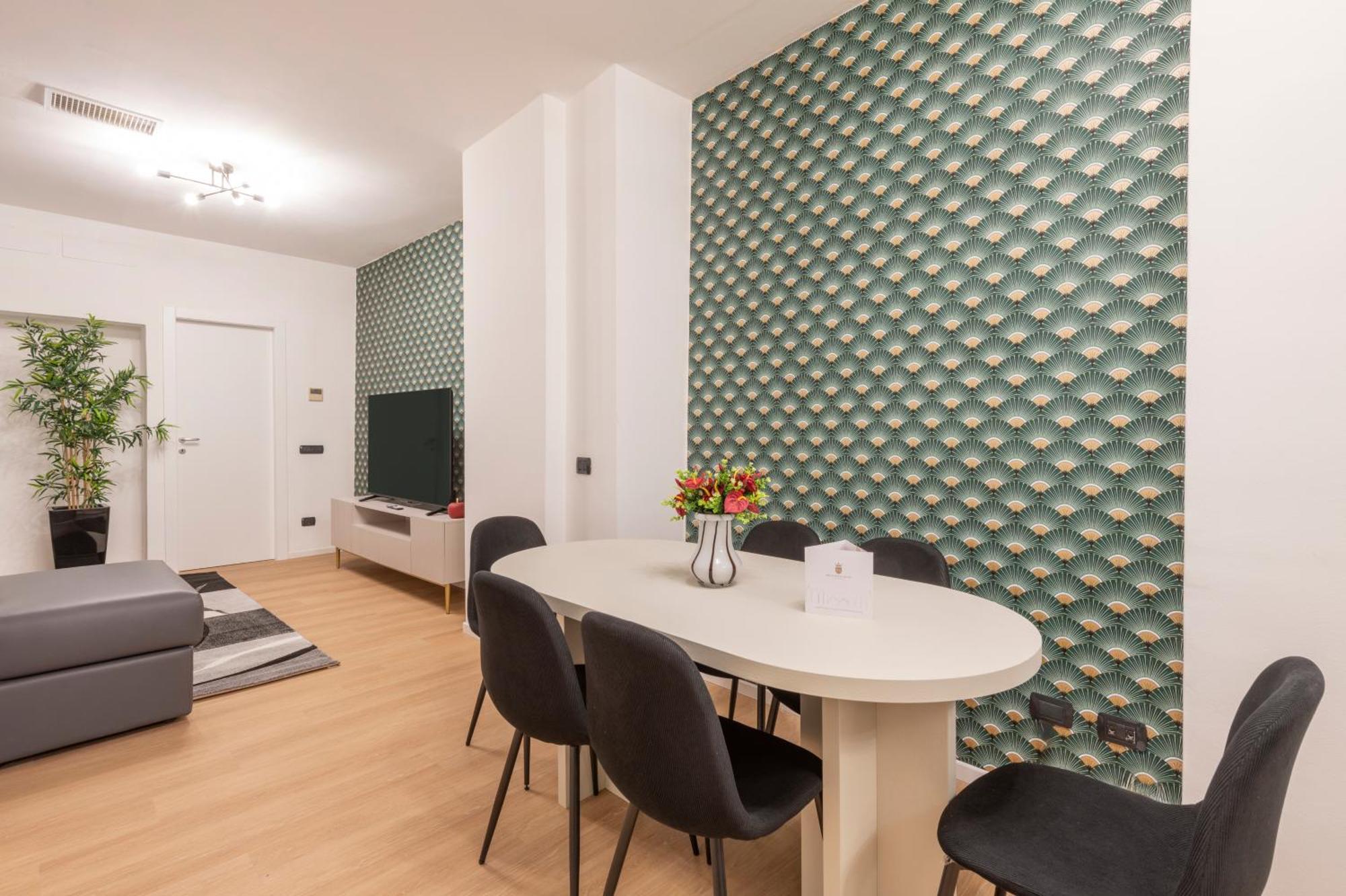 Royal Duomo Apartment Milan