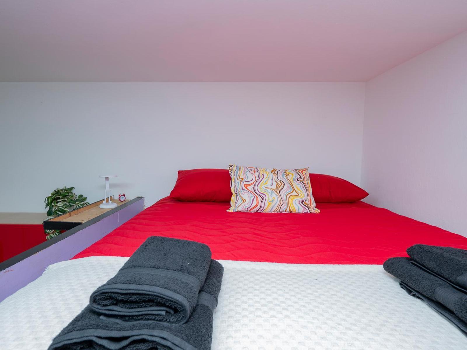 Apartment Romantica, Duomo E A 10 Min, Isola, Wi-fi, Aria Condizionata *