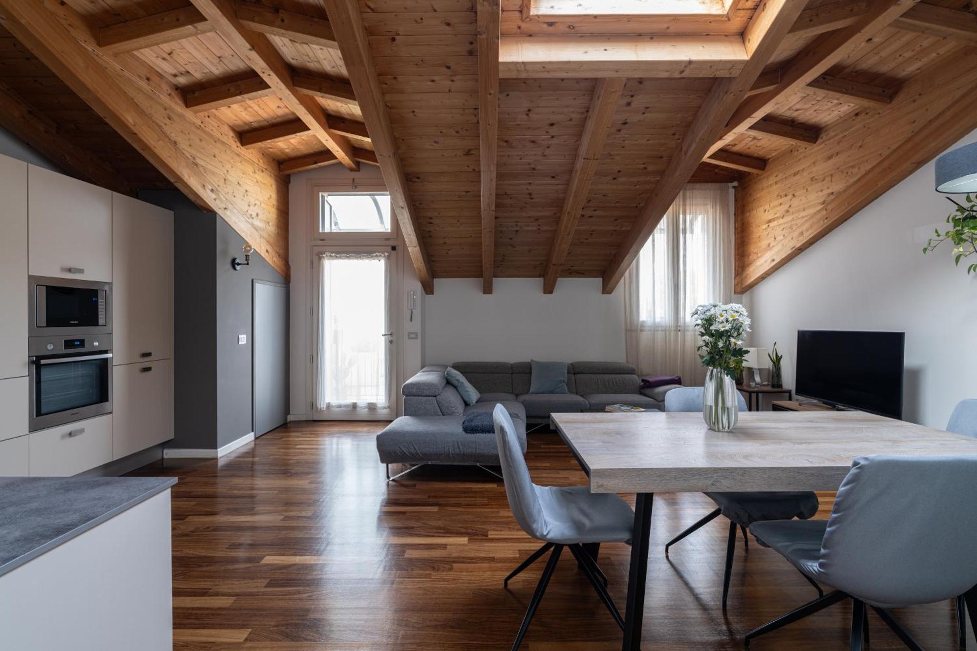 Spazioso Loft In Bicocca Appartamento