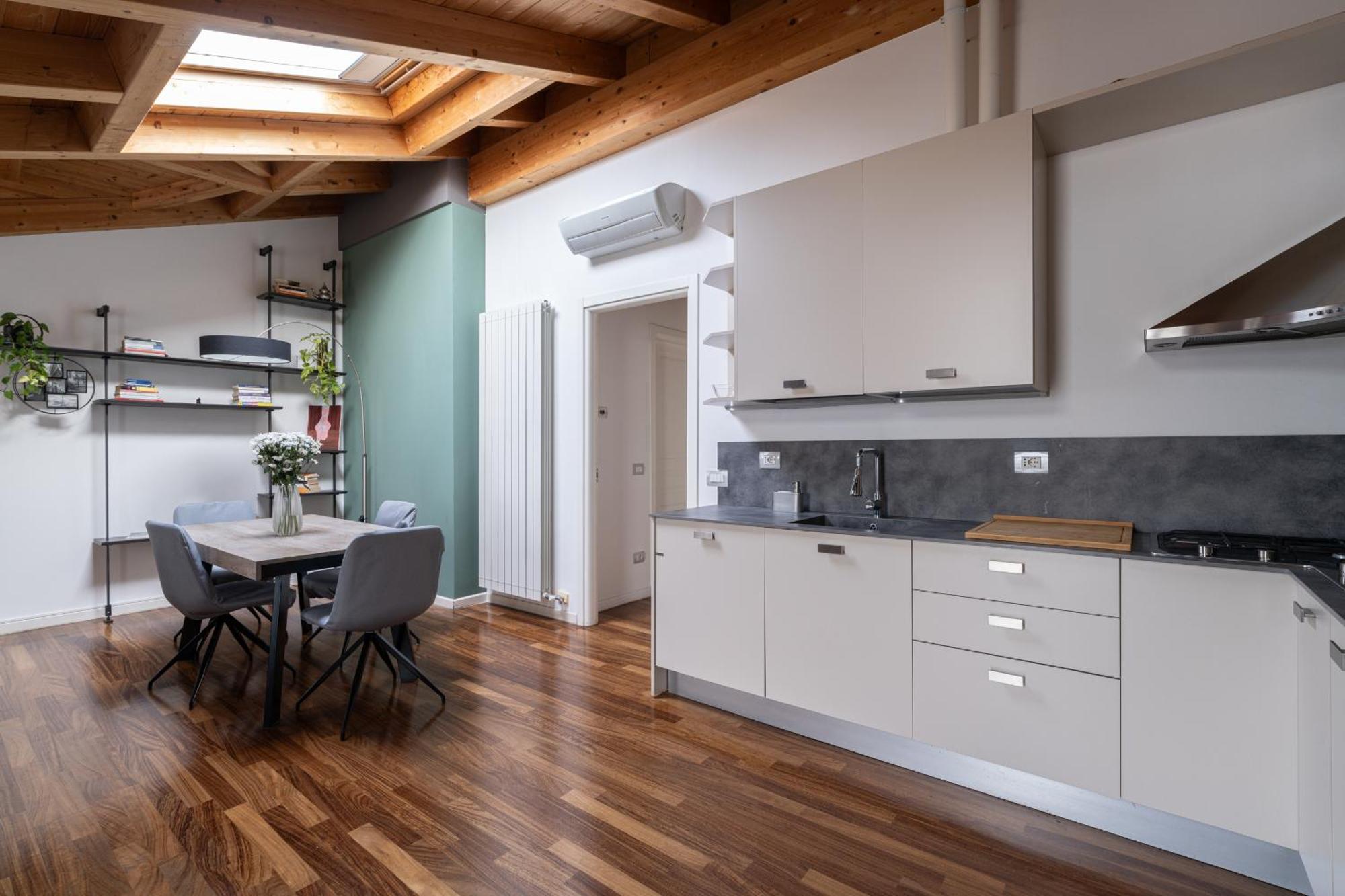 Spazioso Loft In Bicocca Appartamento