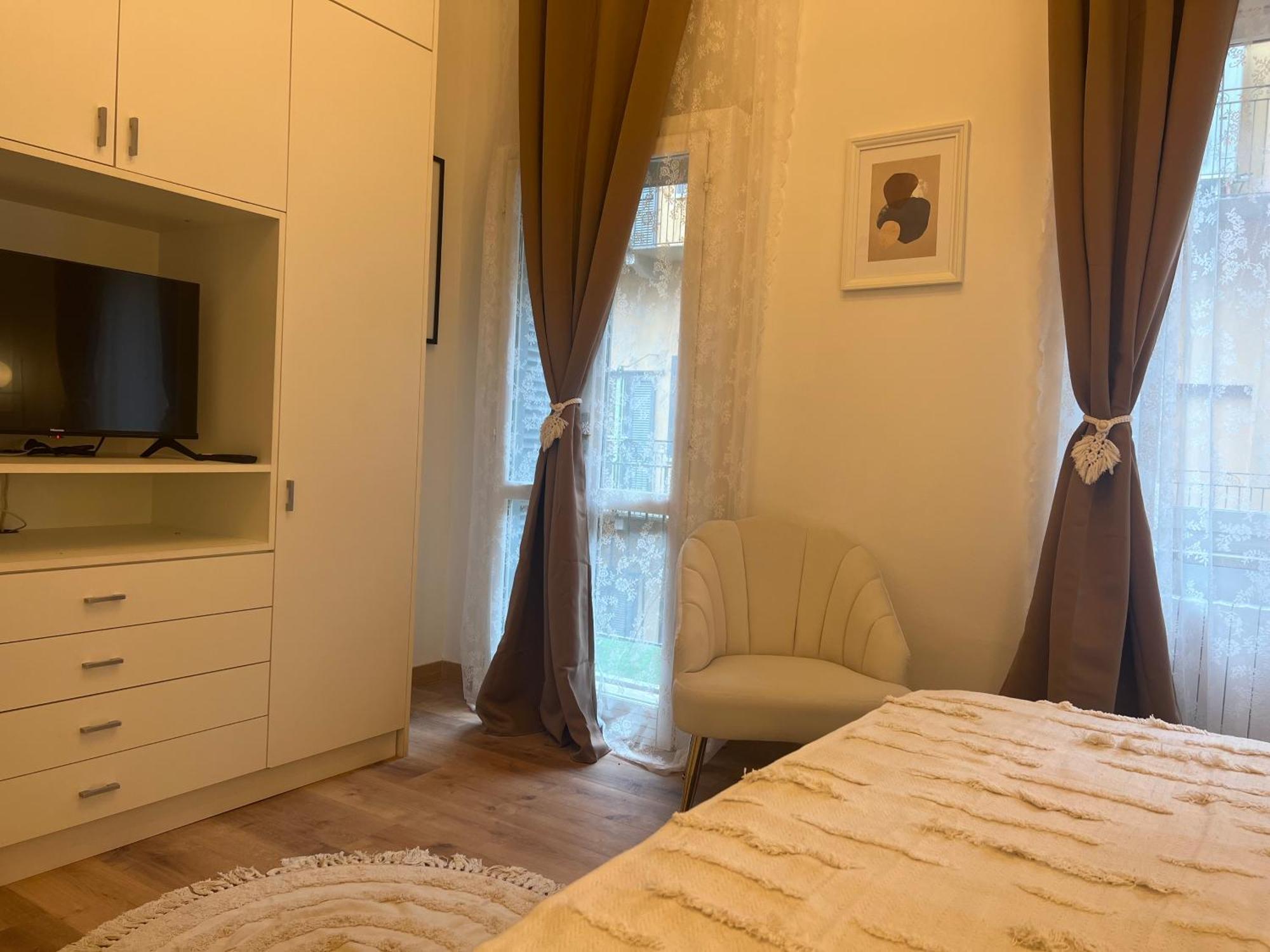 La Regina Delle Locazioni In Bocconi Apartment *