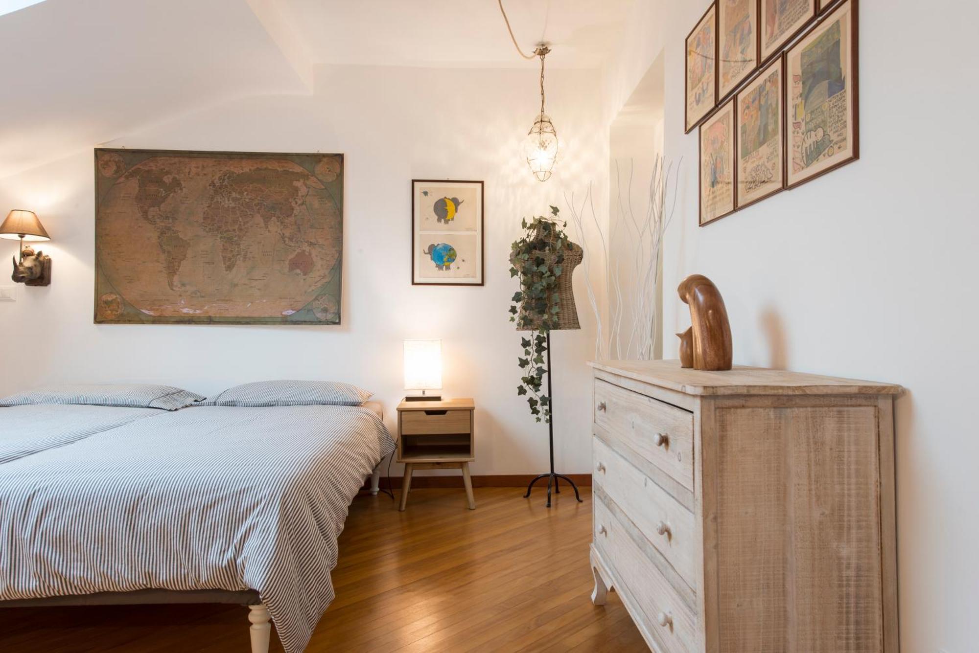Appartamento Quite&lovely Attic - Paolo Sarpi 8 - Location *