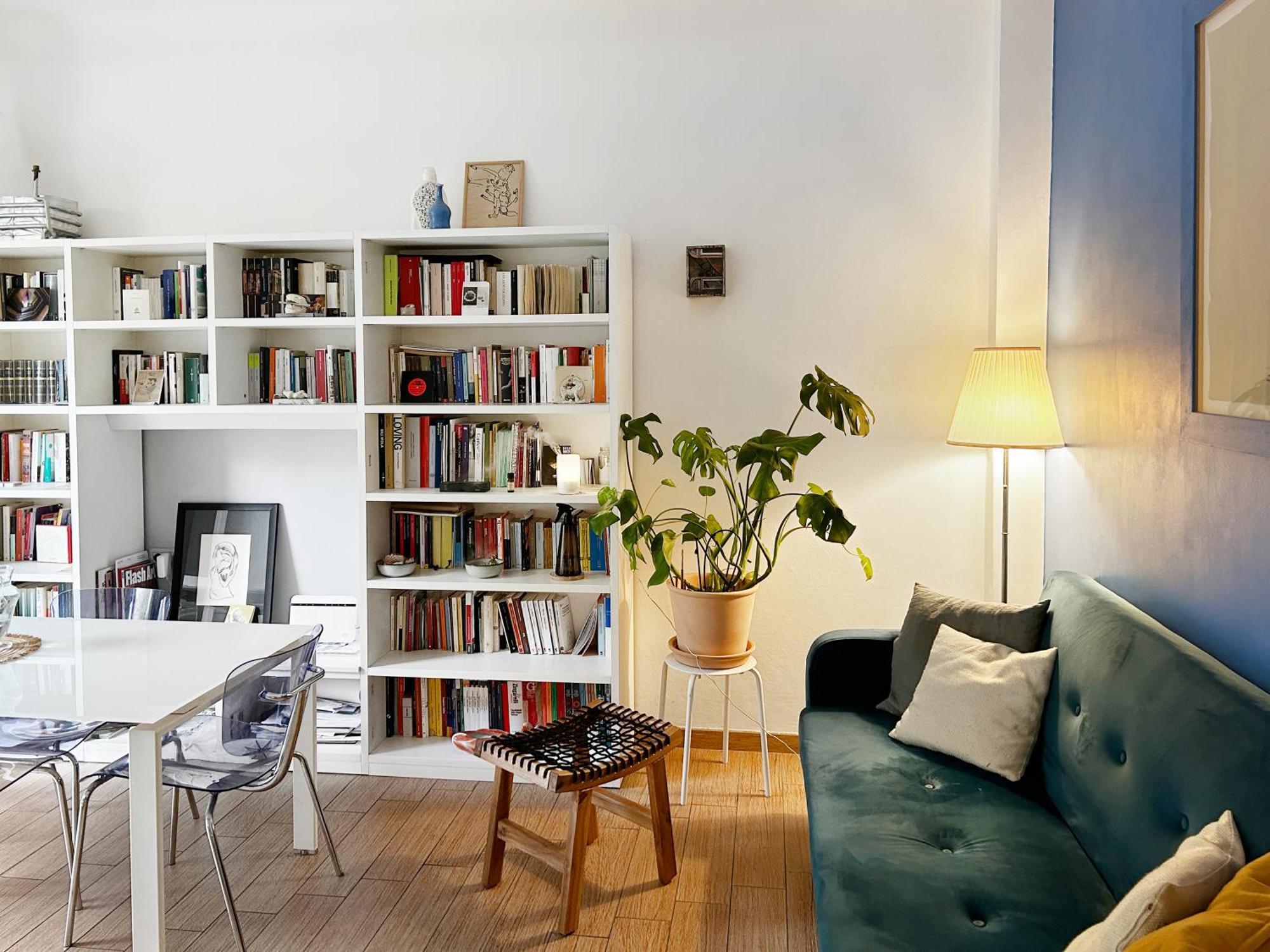 A House - Cozy At Noce District Apartment *