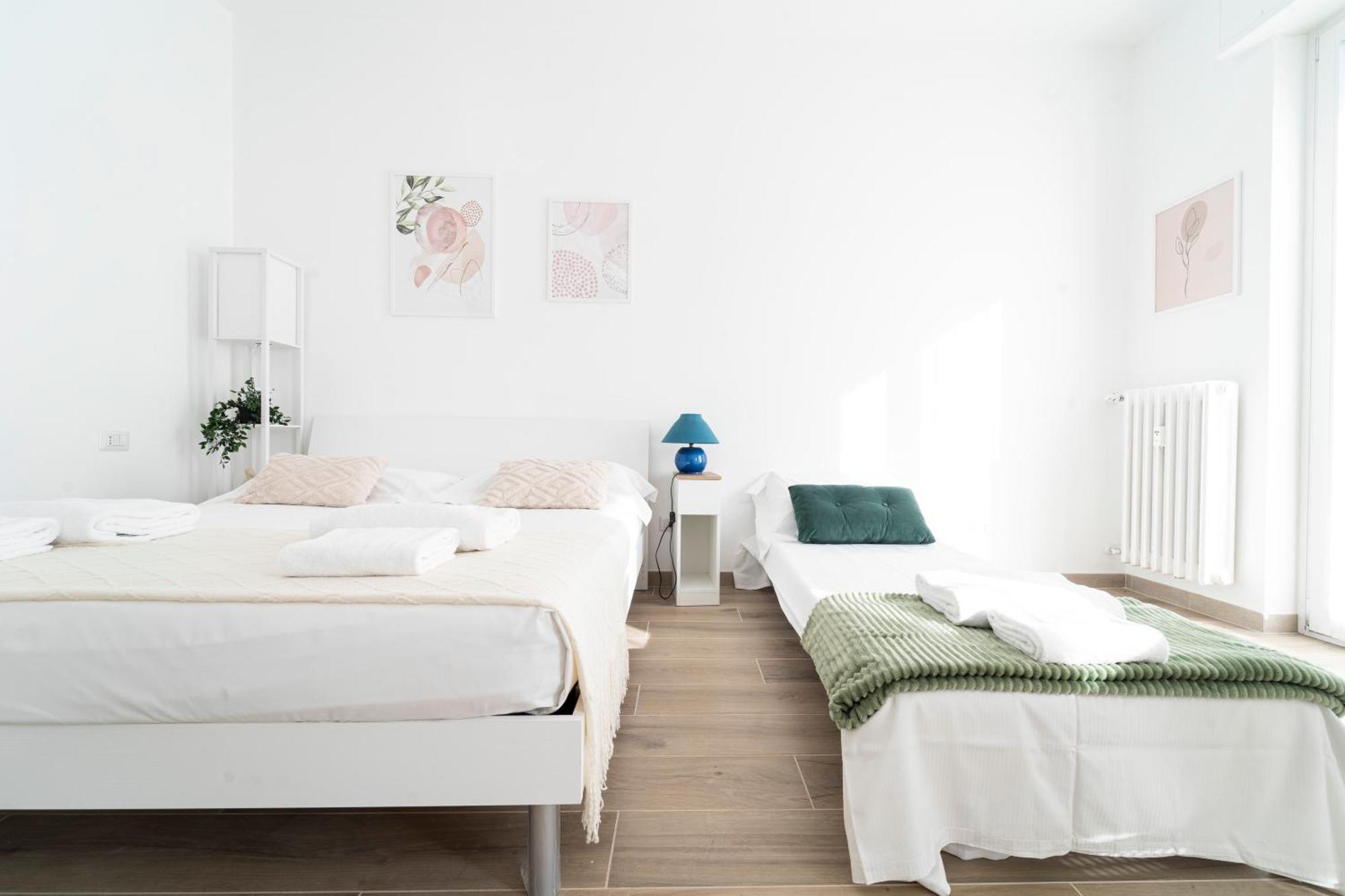 Appartement Modern Flat 10 Minutes Duomo Milaan