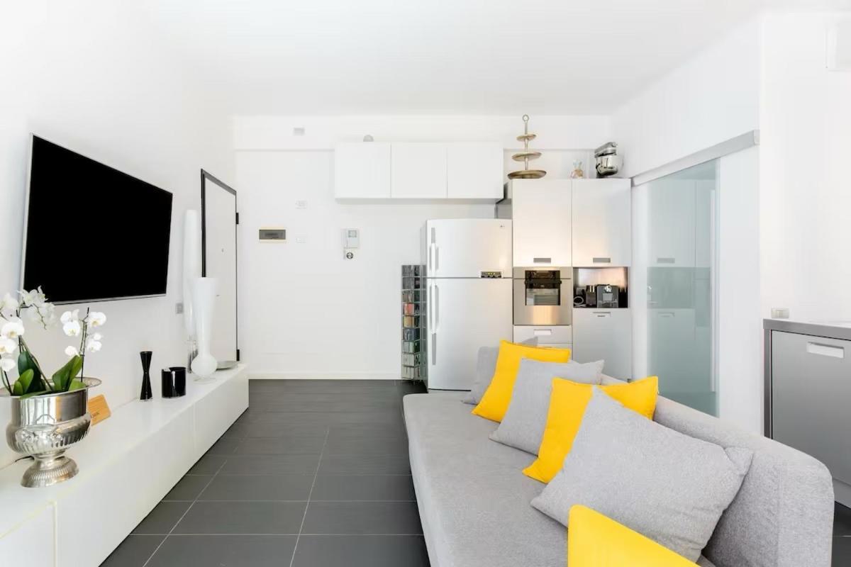 Apartment Sunny Design Loft In Mailand
