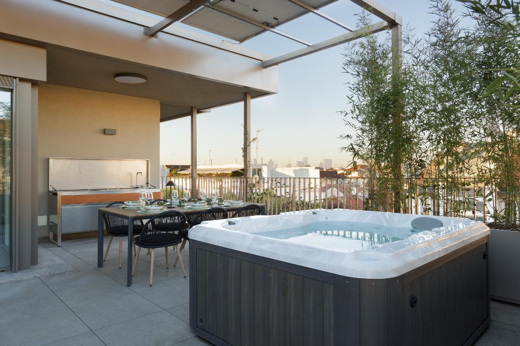 Appartamento Compagnoni12 Luxury Penthouse With Private Jacuzzi And