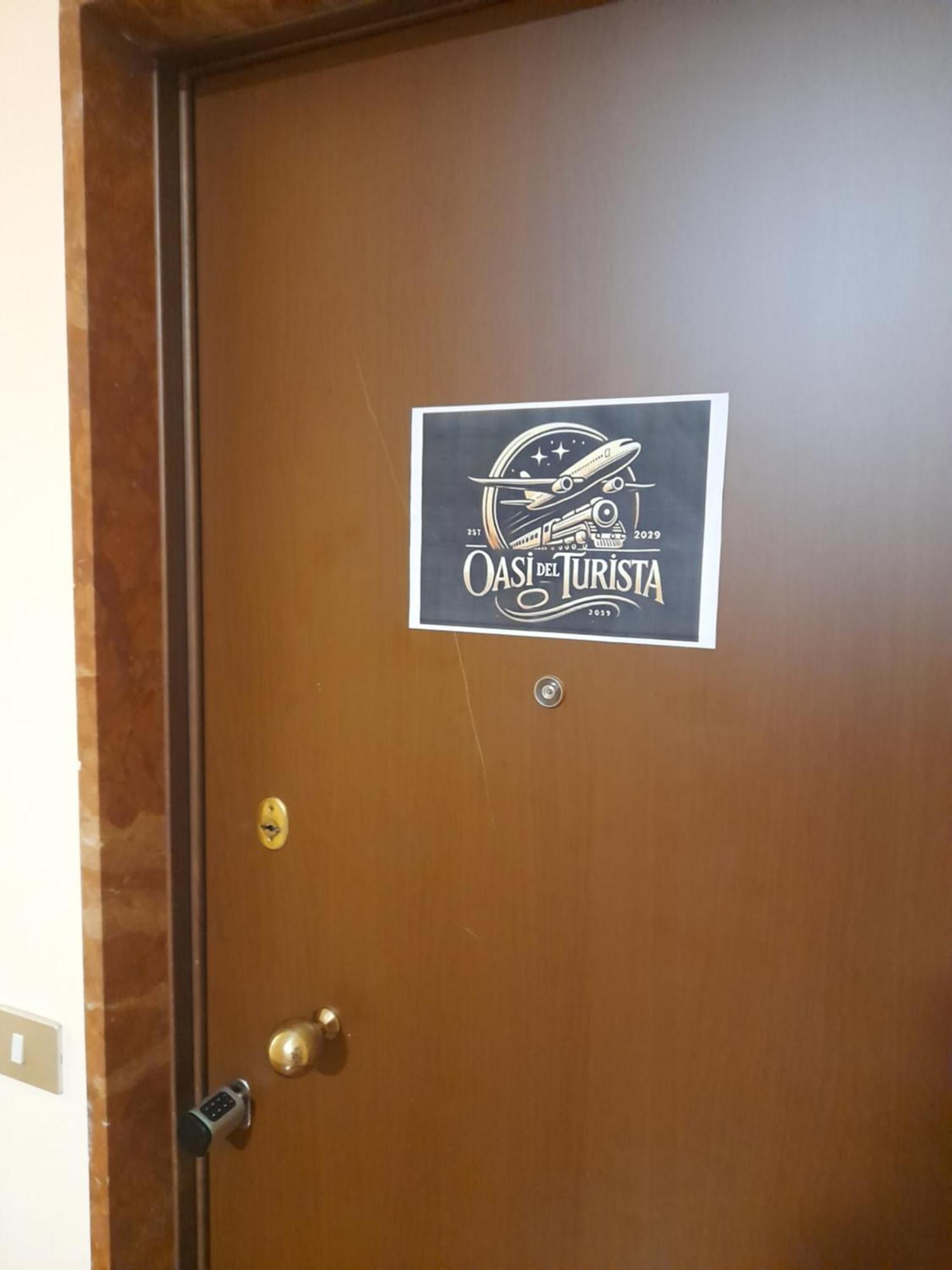 -l' Oasi Del Turista, Room2- Station