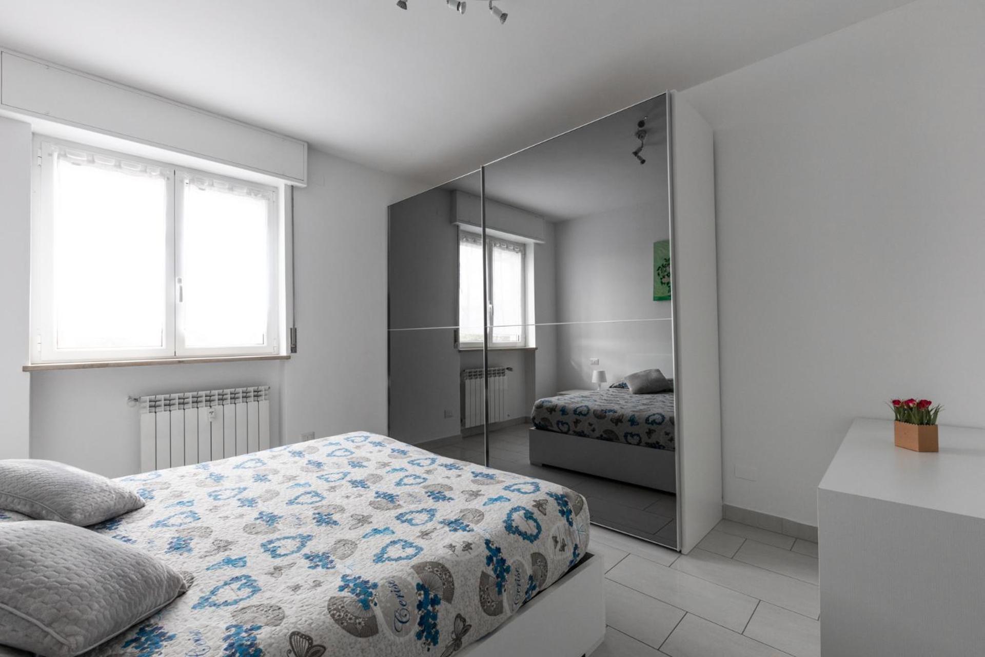 Bisceglie Mm Balcony King * Milano