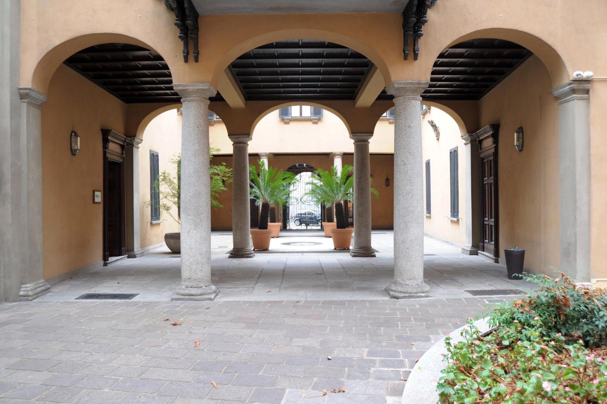 Apartment Lanzone Milan