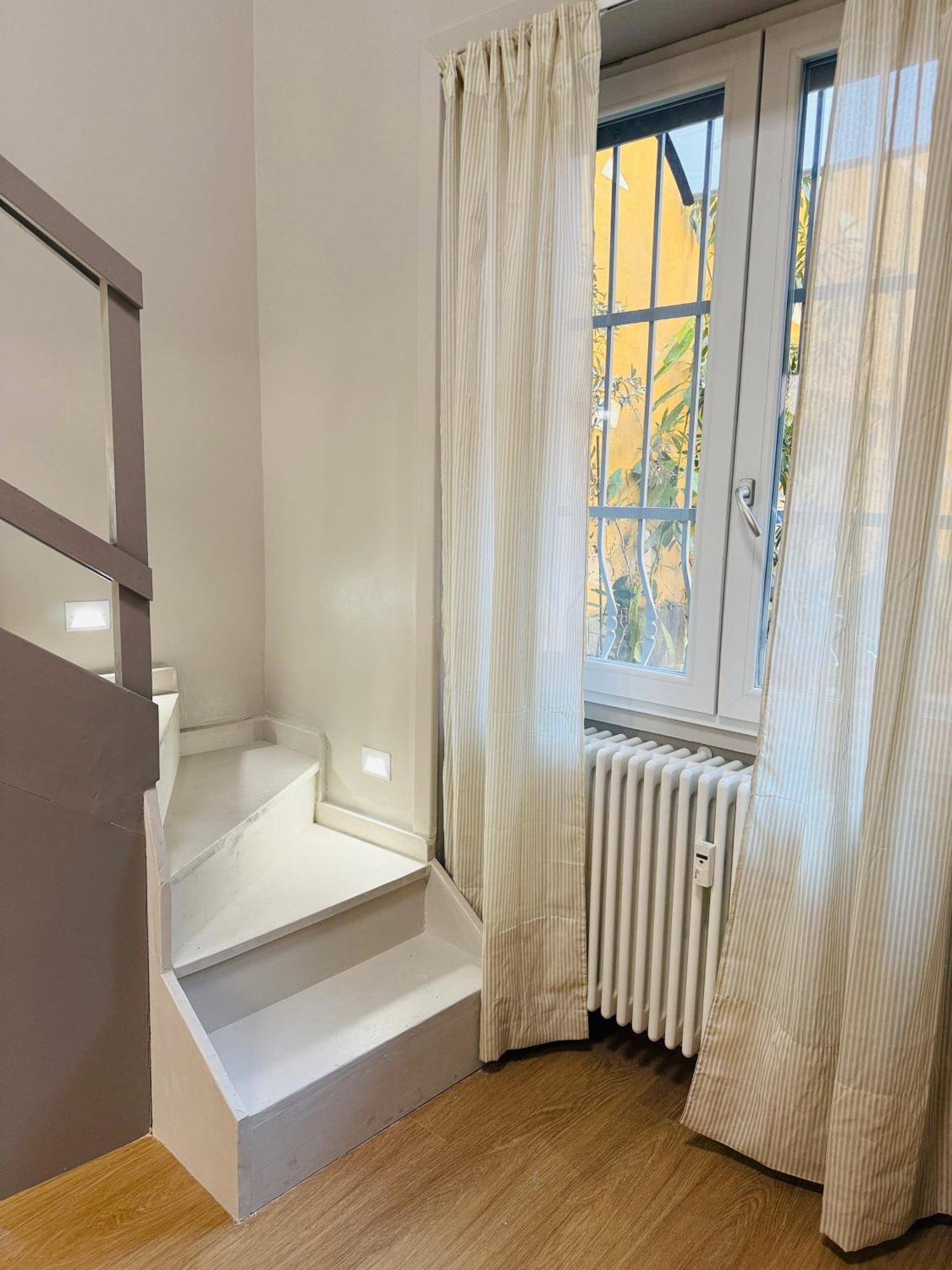 Comecasa Incantevole Loft Near Bocconi Milaan