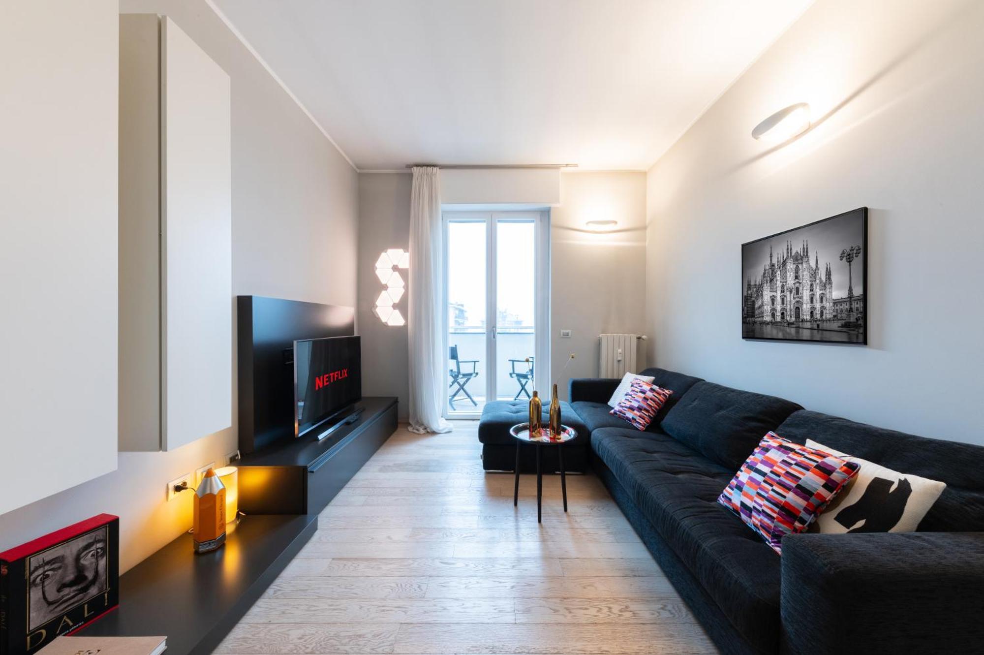 Rego Panoramic View Floor * Milano